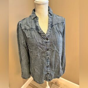 NWT! VELVET HEART Denim Detailed Top